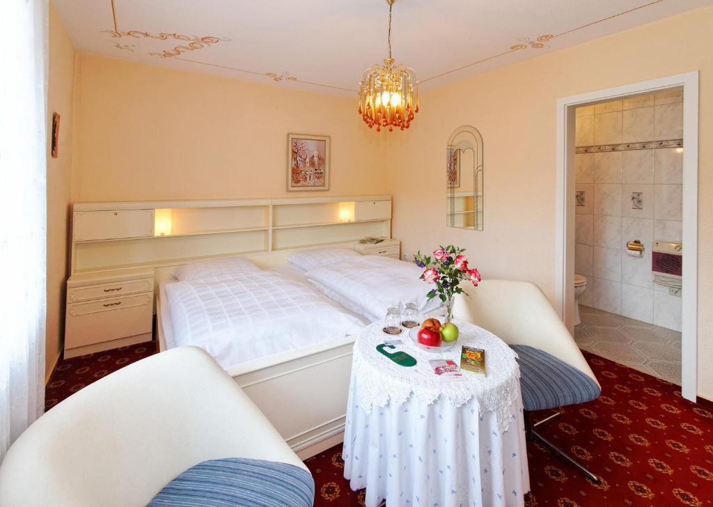 Hotel Garni Regina Goessweinstein Eksteriør bilde