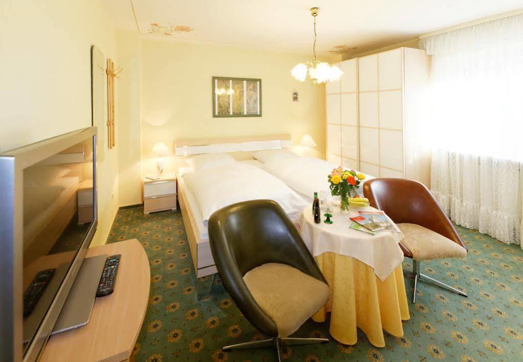 Hotel Garni Regina Goessweinstein Eksteriør bilde