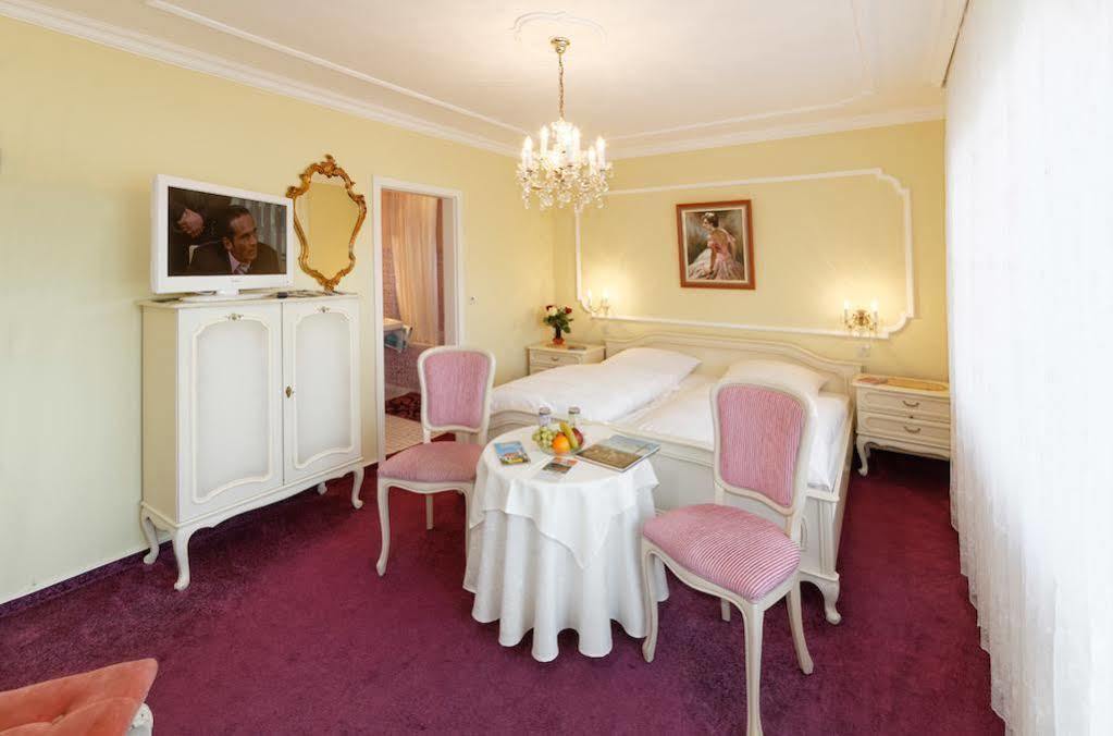 Hotel Garni Regina Goessweinstein Eksteriør bilde