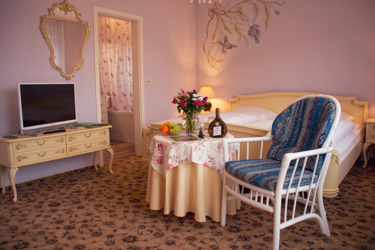 Hotel Garni Regina Goessweinstein Eksteriør bilde