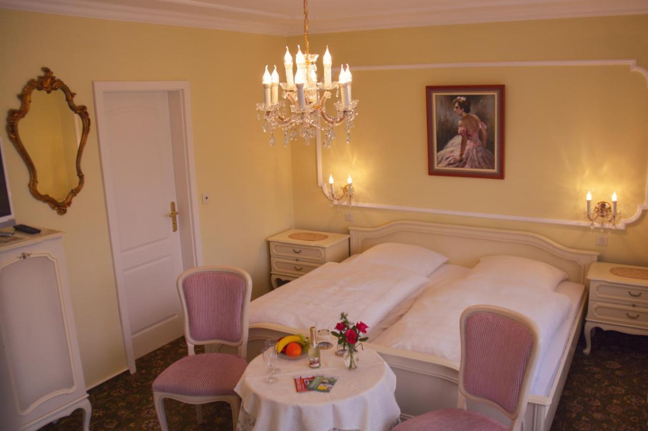 Hotel Garni Regina Goessweinstein Eksteriør bilde